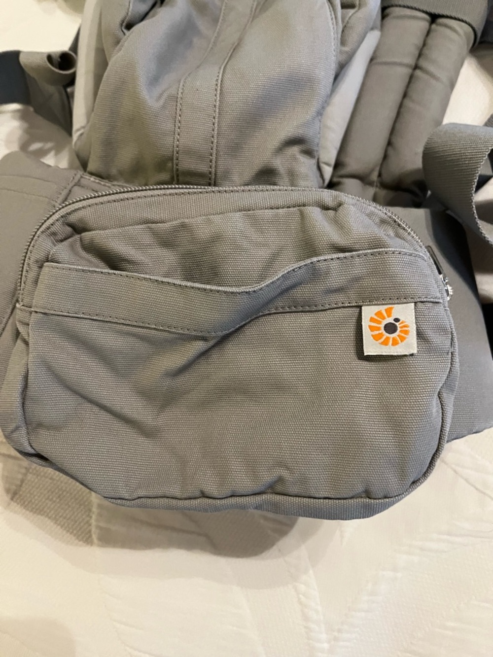 Ergo Omni 360 in Pearl Gray ErgoBaby Infant Toddler Carrier - Picture 5 of 8